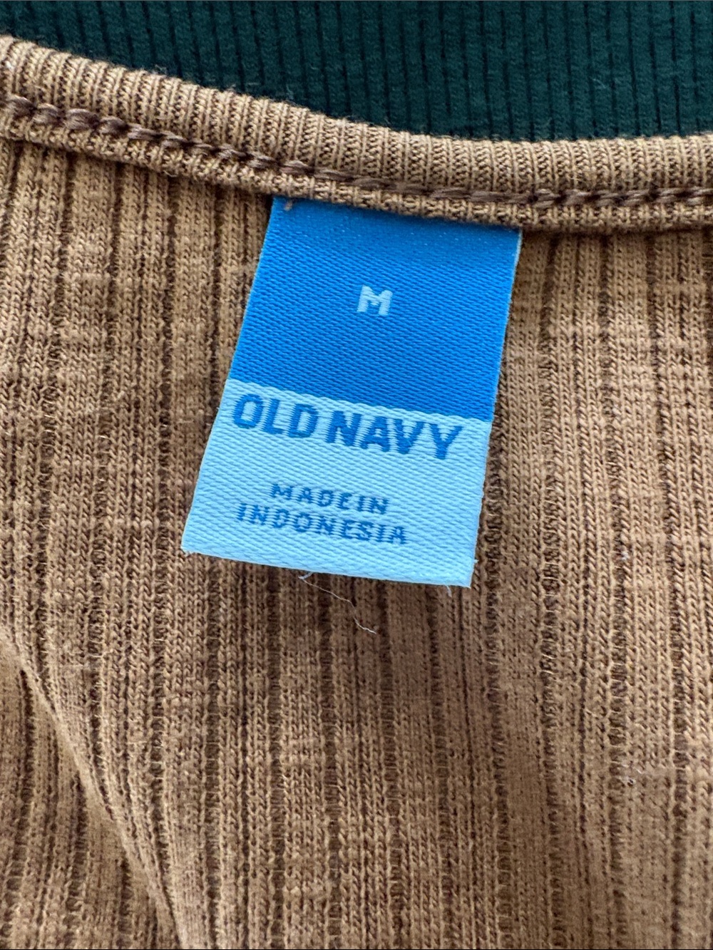 Lot of 3 Old Navy Ribbed Long Sleeved Tops - Picture 3 of 7